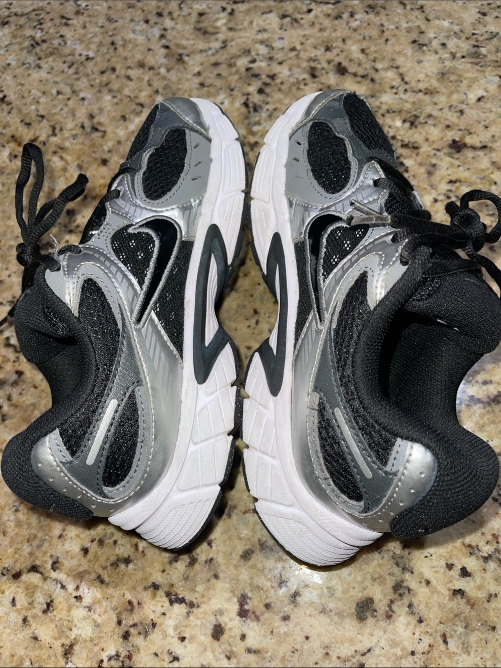 Nike V5 RNR - Picture 5 of 11